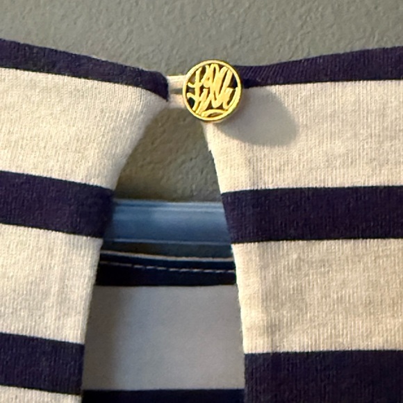 Lilly Pulitzer Women's Sz M Peacock Bay Lightweight Mini Dress EUC PTP 18" - Picture 4 of 6